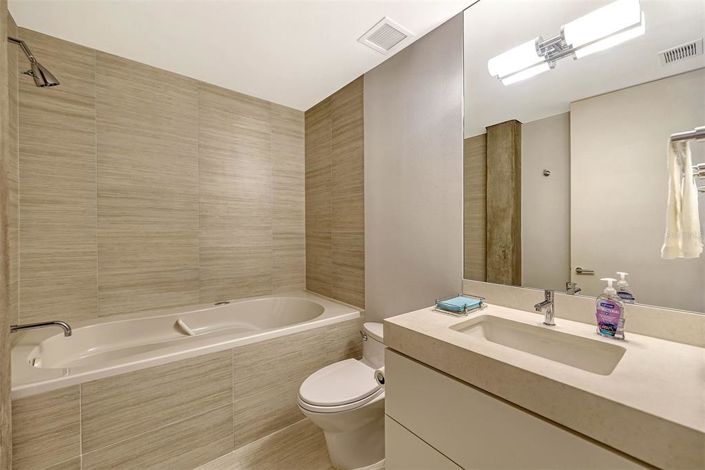 Image No.34-5 Bed Property for sale