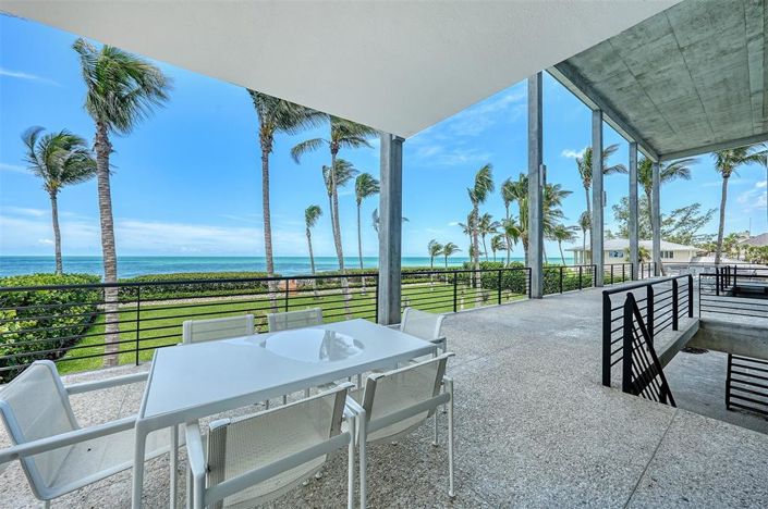 Image No.37-5 Bed Property for sale