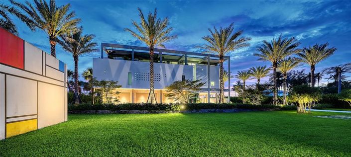 Image No.53-5 Bed Property for sale