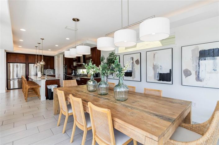 Image No.18-12 Bed Property for sale