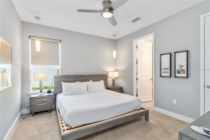 Image No.21-12 Bed Property for sale