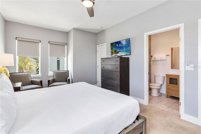 Image No.37-12 Bed Property for sale