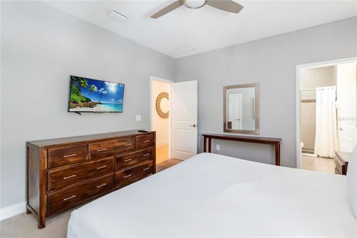 Image No.46-12 Bed Property for sale