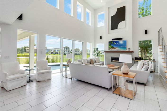 Image No.6-12 Bed Property for sale