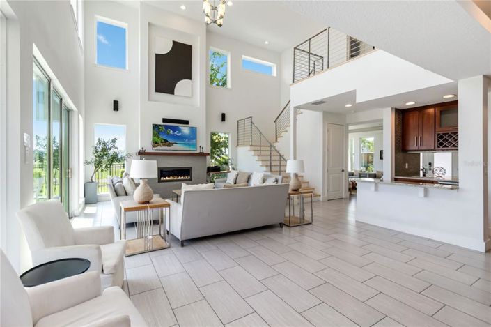 Image No.7-12 Bed Property for sale