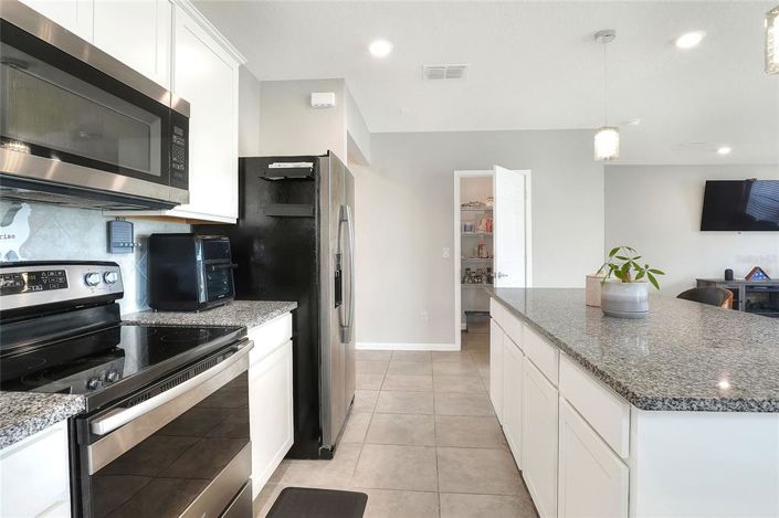 Image No.8-4 Bed Property for sale