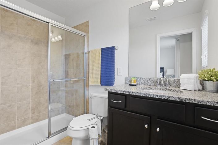 Image No.15-7 Bed Property for sale