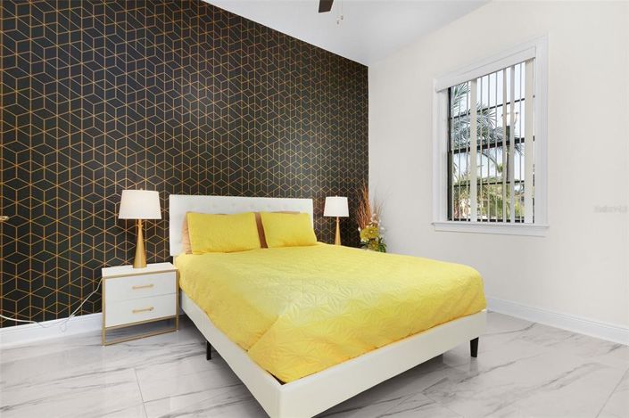 Image No.10-4 Bed Property for sale