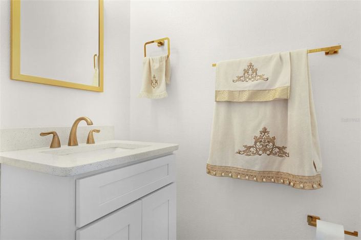 Image No.14-4 Bed Property for sale