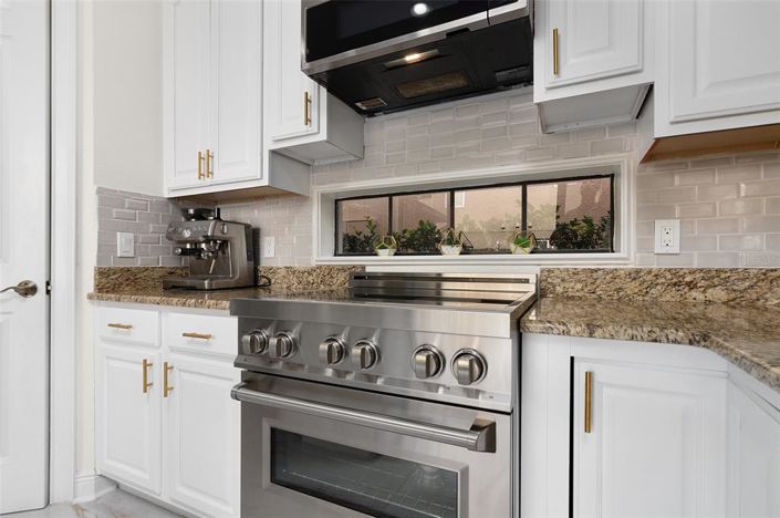 Image No.23-4 Bed Property for sale