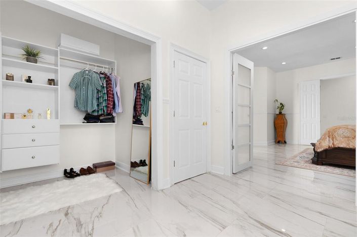 Image No.45-4 Bed Property for sale