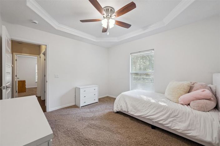 Image No.19-5 Bed Property for sale