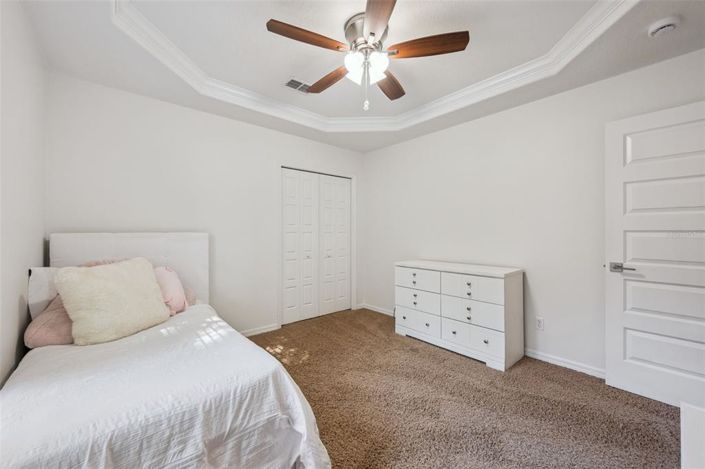 Image No.21-5 Bed Property for sale