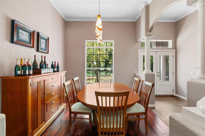 Image No.7-5 Bed Property for sale