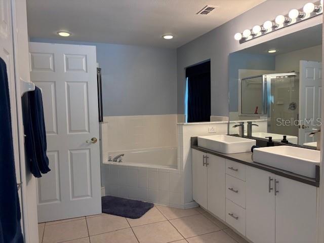 Image No.20-4 Bed Property for sale