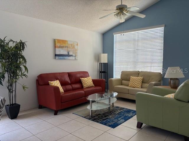 Image No.4-4 Bed Property for sale