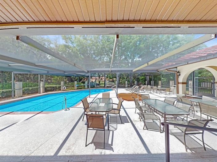 Image No.37-3 Bed Townhouse for sale