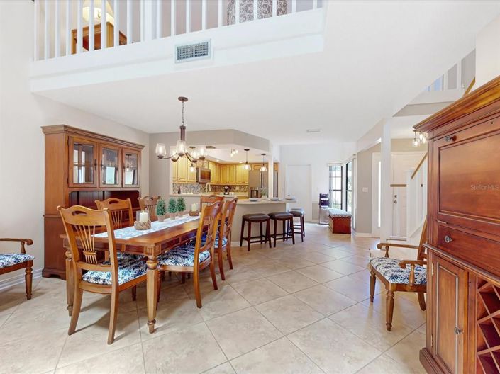 Image No.8-3 Bed Townhouse for sale