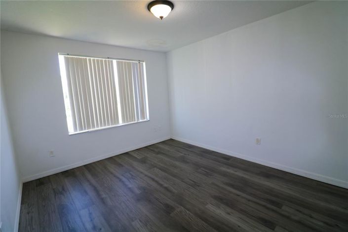 Image No.16-4 Bed Townhouse for sale