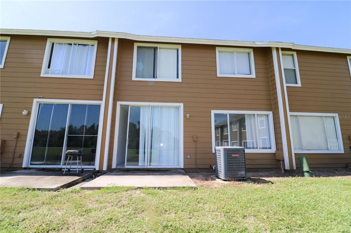 Image No.20-4 Bed Townhouse for sale