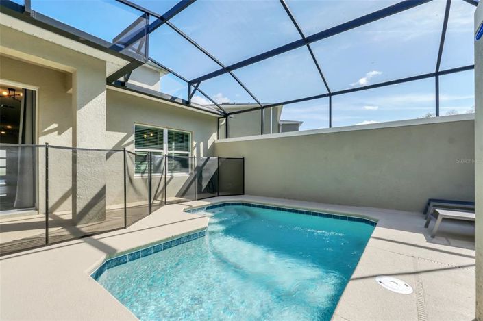 Image No.36-5 Bed Townhouse for sale