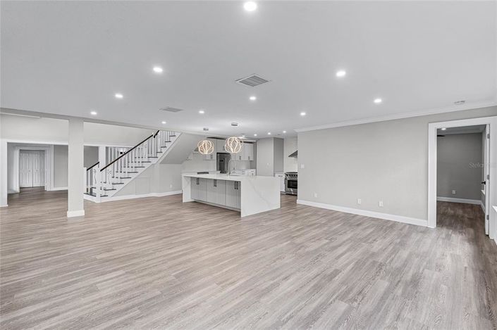 Image No.16-5 Bed Property for sale