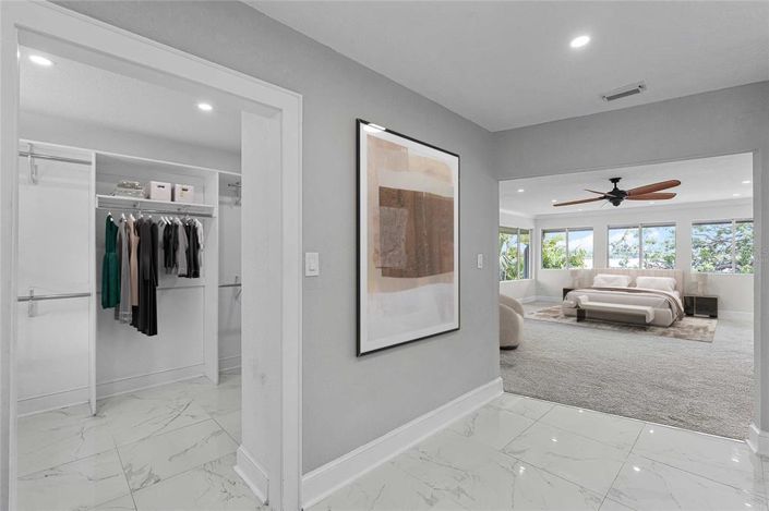 Image No.22-5 Bed Property for sale