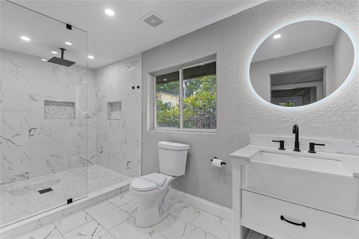 Image No.41-5 Bed Property for sale