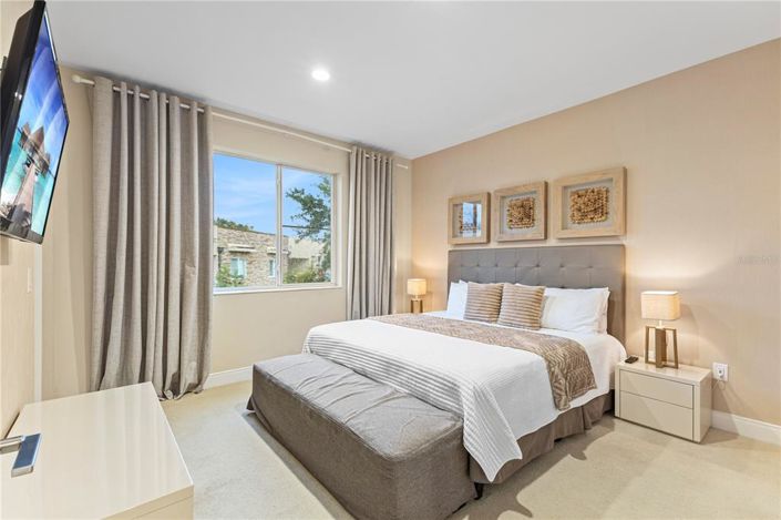 Image No.32-3 Bed Townhouse for sale