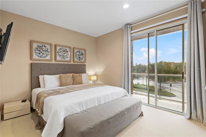 Image No.43-3 Bed Townhouse for sale