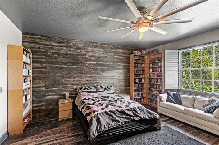 Image No.35-4 Bed Property for sale