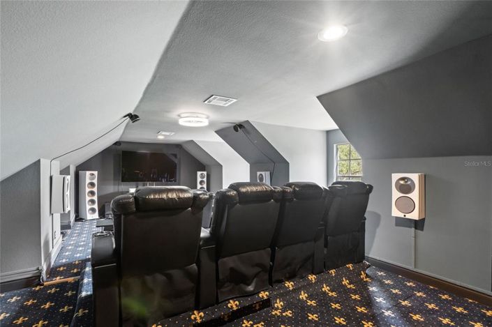 Image No.38-4 Bed Property for sale