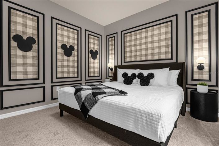 Image No.17-5 Bed Townhouse for sale