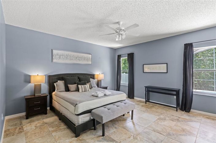 Image No.14-4 Bed Property for sale