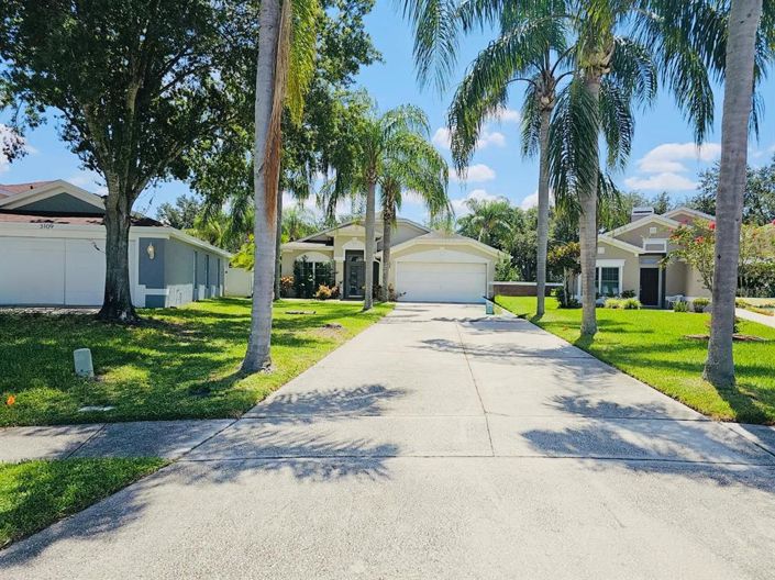 Image No.4-4 Bed Property for sale