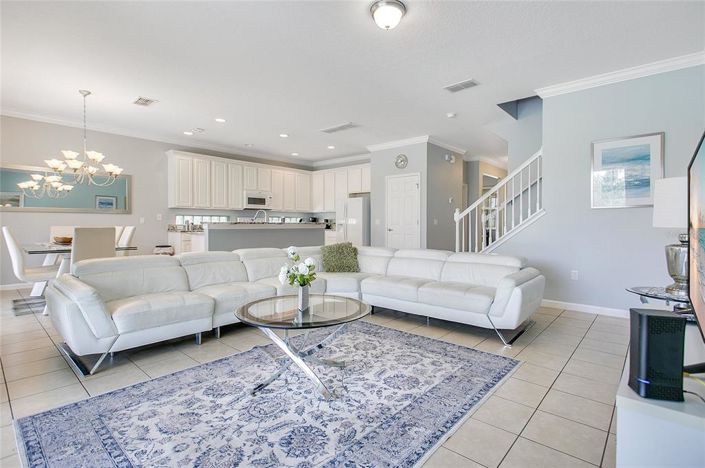 Image No.22-5 Bed Property for sale