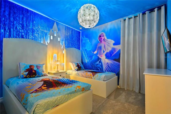 Image No.31-9 Bed Property for sale