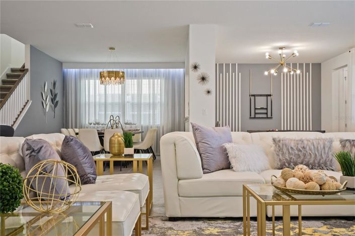 Image No.7-9 Bed Property for sale