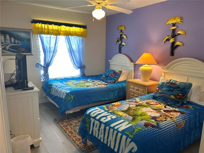 Image No.26-5 Bed Property for sale