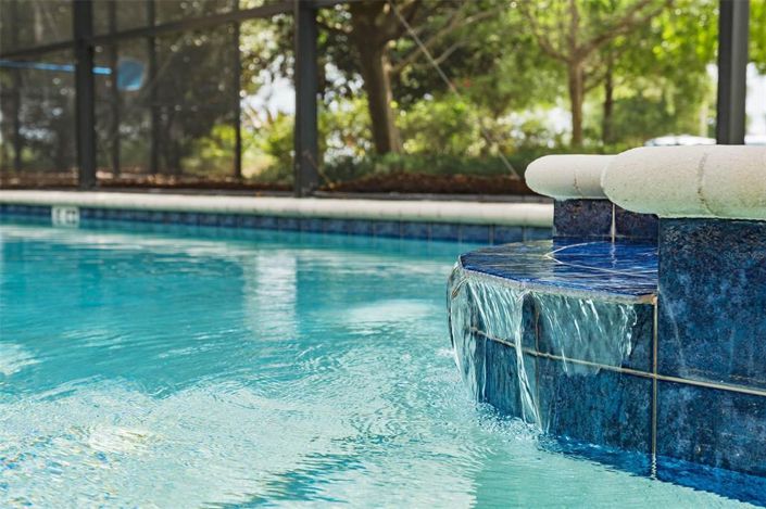 Image No.49-8 Bed Property for sale