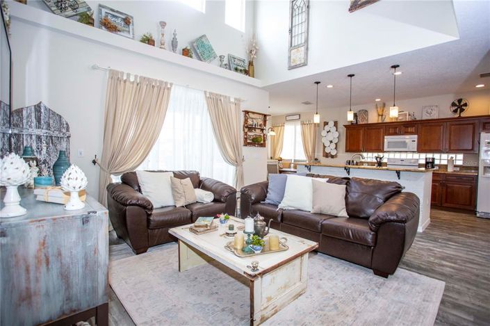 Image No.9-5 Bed Property for sale