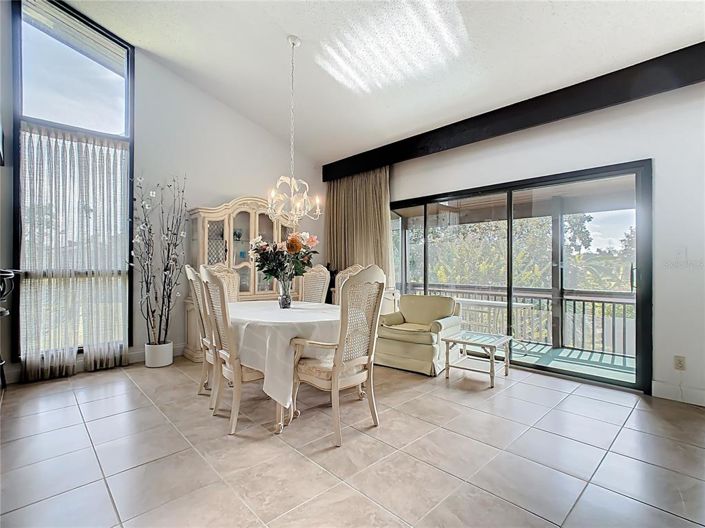 Image No.16-2 Bed Townhouse for sale