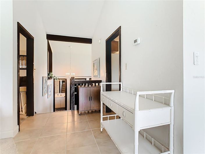 Image No.7-2 Bed Townhouse for sale