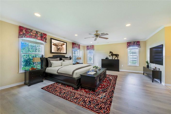 Image No.40-3 Bed Property for sale