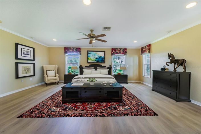 Image No.42-3 Bed Property for sale