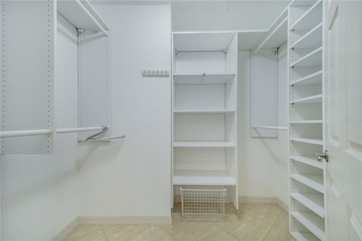 Image No.44-3 Bed Property for sale