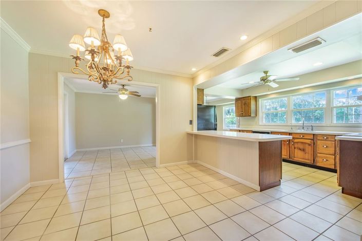 Image No.49-3 Bed Property for sale