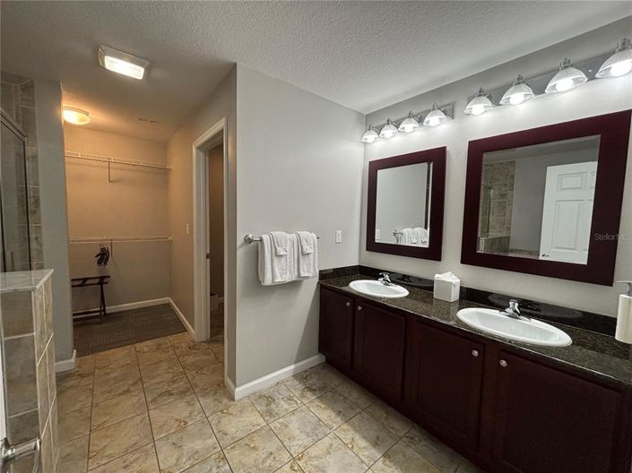 Image No.16-2 Bed Property for sale