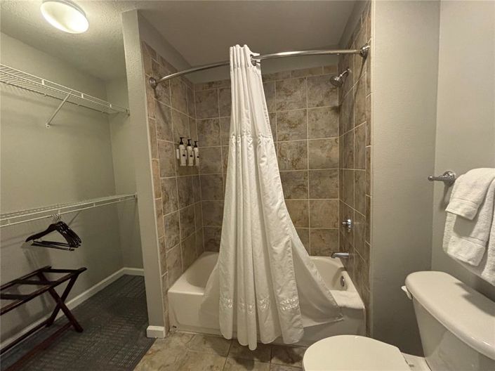 Image No.22-2 Bed Property for sale