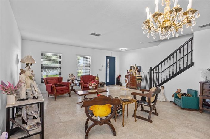 Image No.4-4 Bed Property for sale